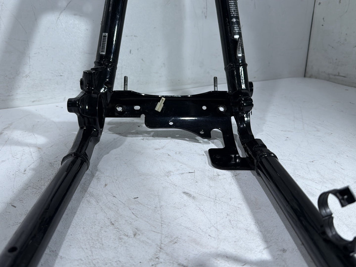 2013 Harley Street Glide Touring FLHX OEM Body Main Frame Chassis SLVG