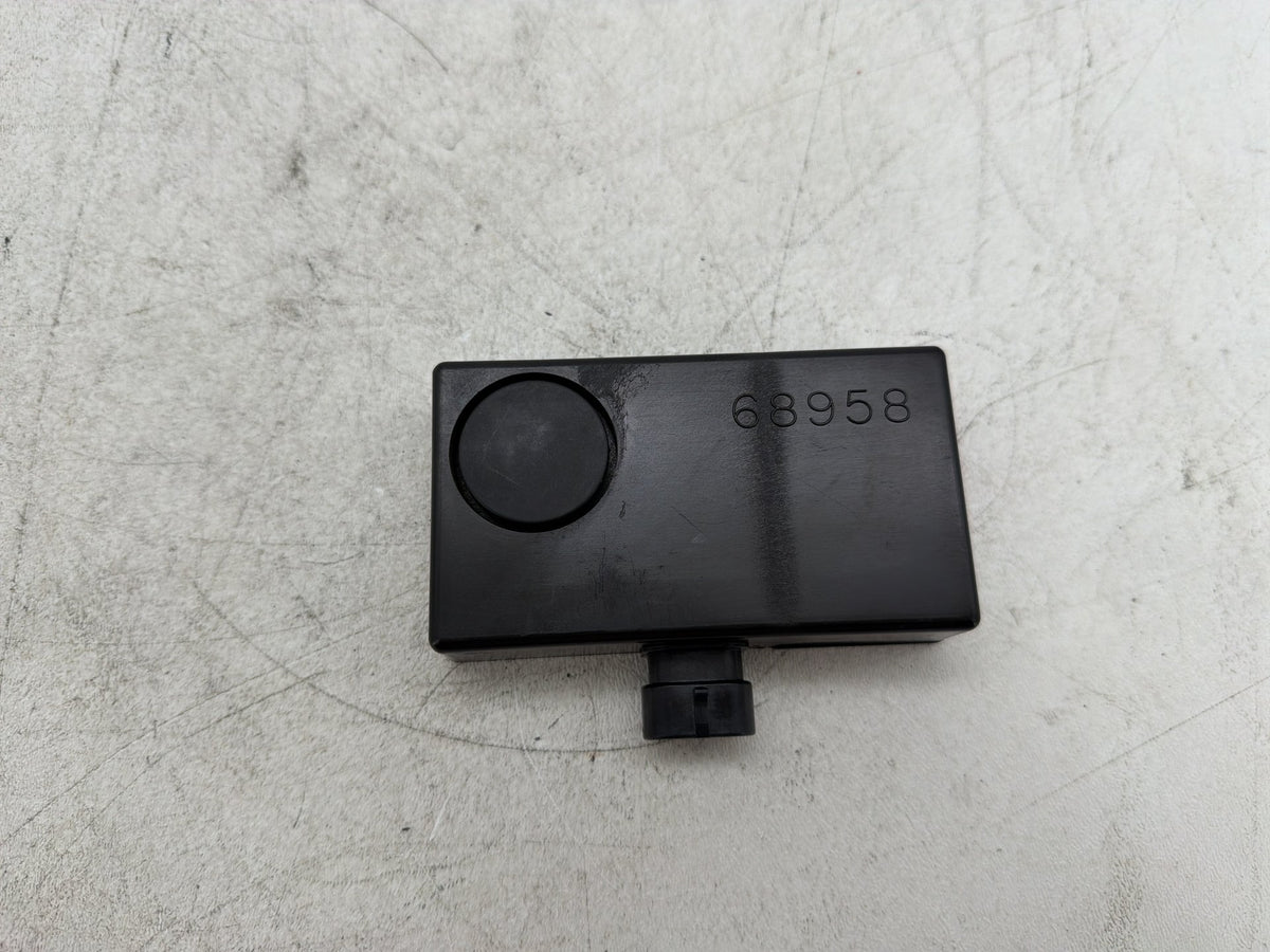 2004 Harley Electra Glide CVO Eagle Security Alarm Control Module Siren 68958-00