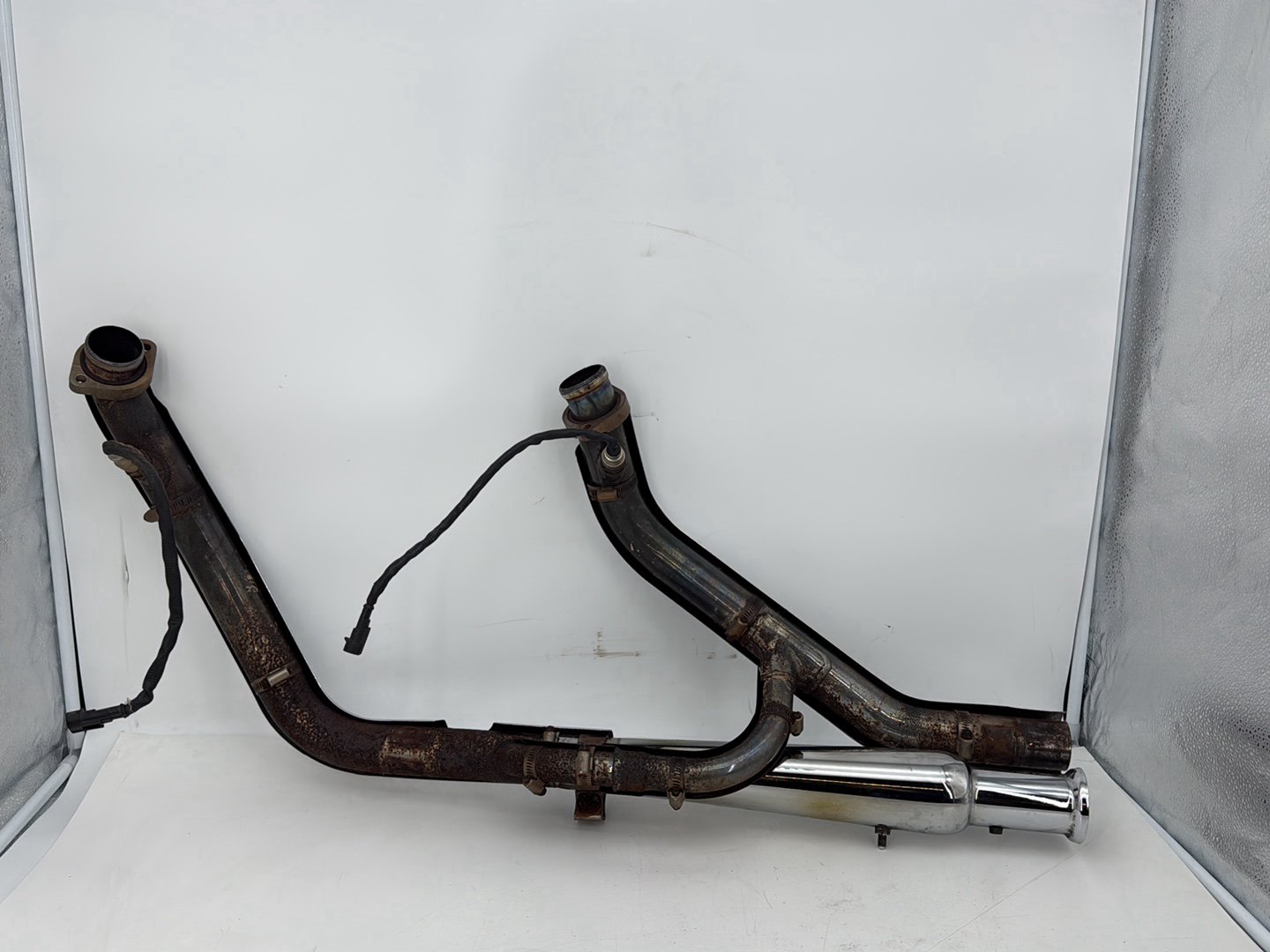 1999 - 2006 Harley-Davidson Dyna Super Glide Exhaust Header Pipes Muffler 65631-06