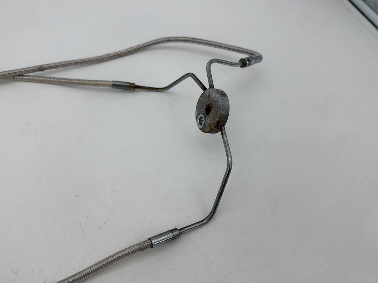 2013 Harley Street Glide Touring FLHX OEM Front Brake Hose Line Pipe NON-abs