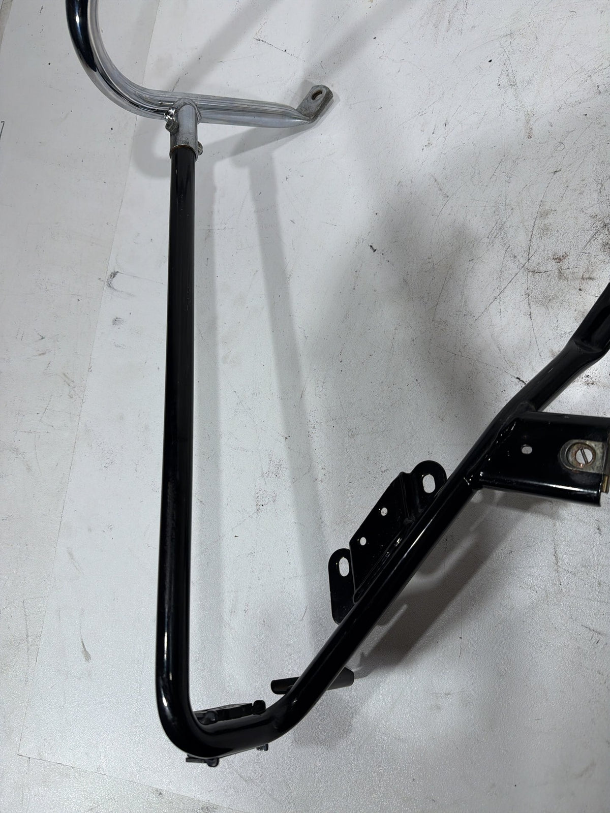 2011 Harley Electra Glide Touring OEM Rear Left Right Saddlebag Guard Rails Bar