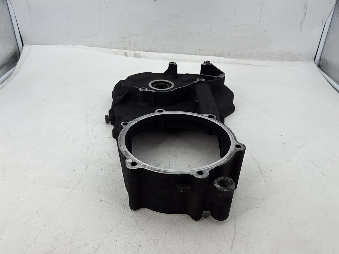 2011 Harley Electra Glide Ultra FLHTK OEM Inner Primary Clutch Cover