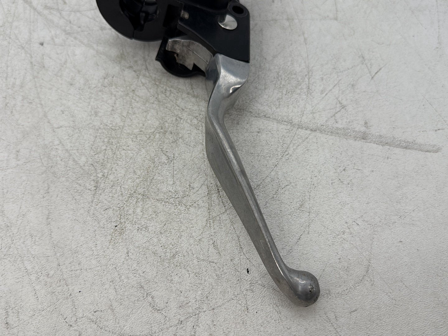 2013 Harley Heritage Softail Classic FLSTC OEM Front Right Brake Lever Master Cylinder