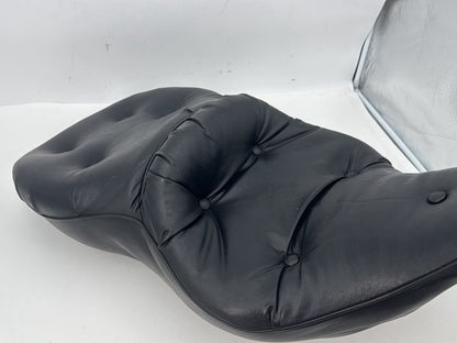 1999 - 2006 Harley-Davidson Touring Electra Glide Classic Passenger Rider Driver Seat Saddle 51704-05