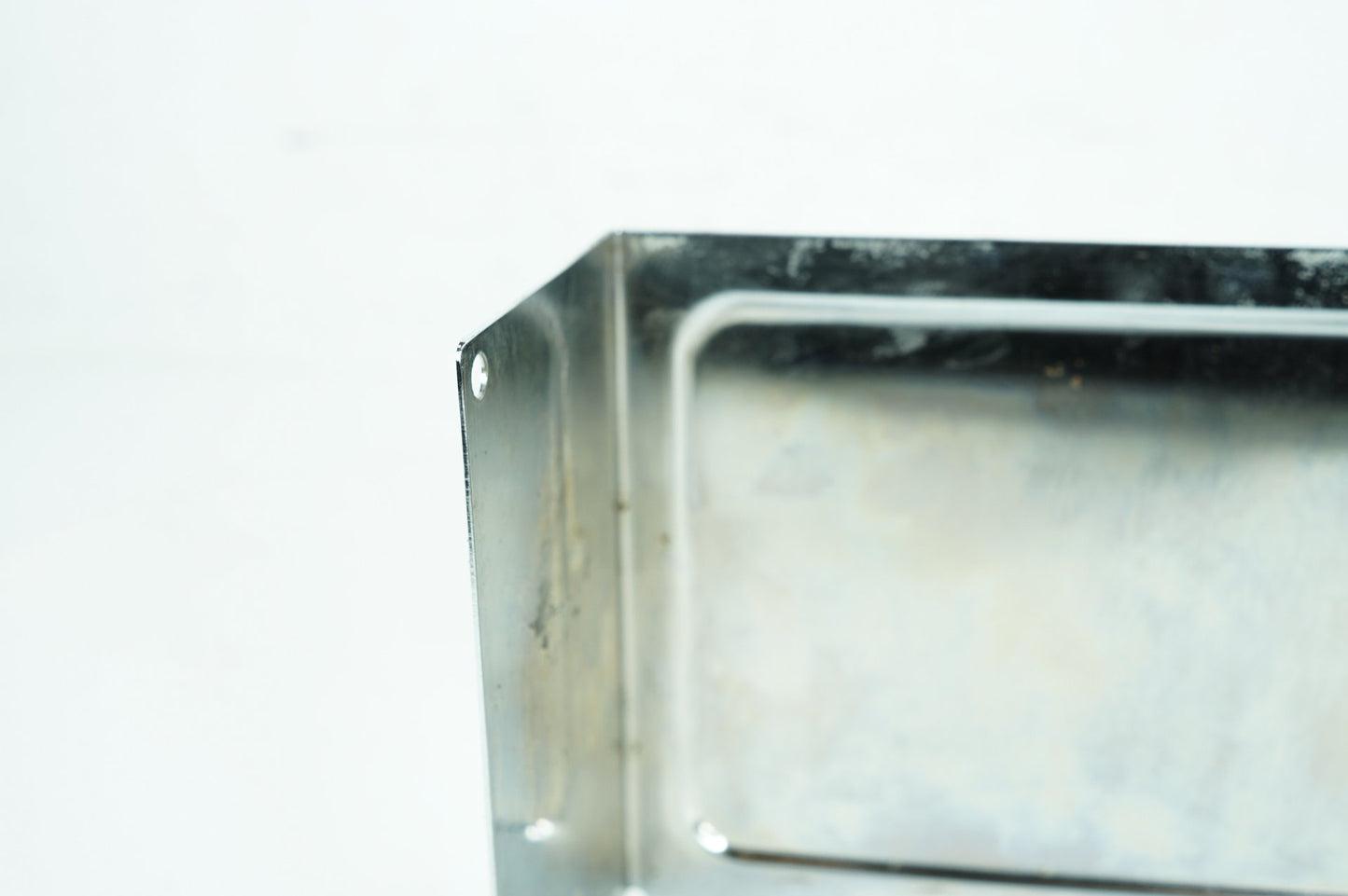 1999 - 2006 Harley-Davidson Dyna Wide Glide Lower Battery Tray Stay Box Cover Panel 66375-97