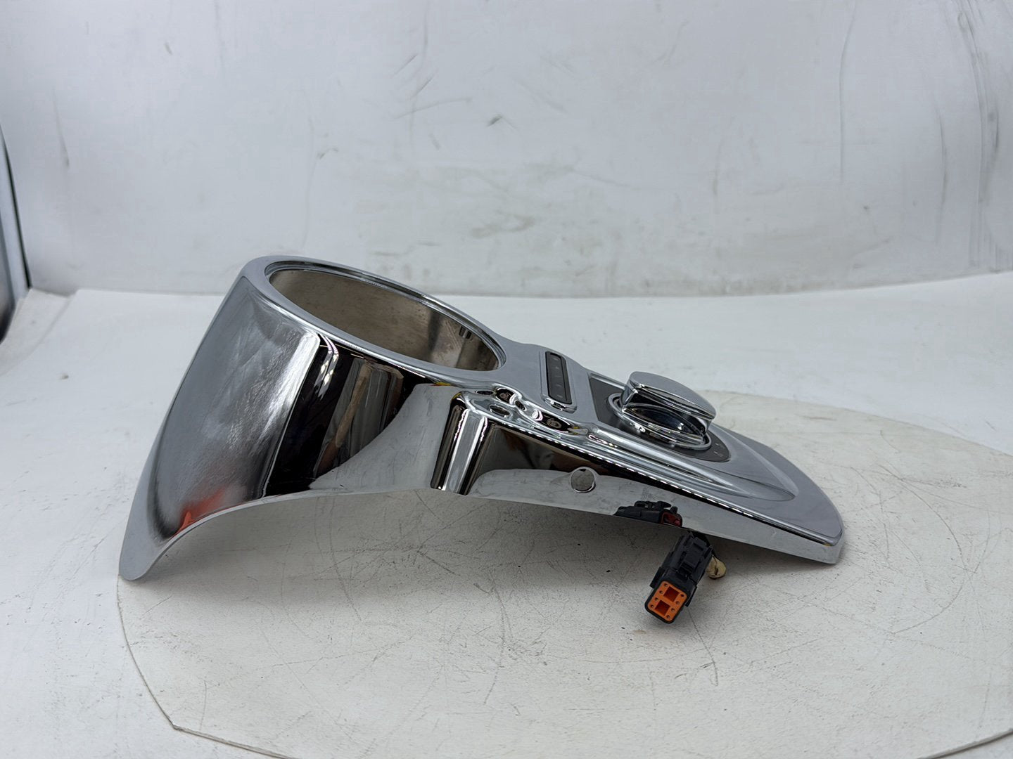2006 Harley Dyna FXDWGI Wide Glide OEM Fuel Gas Tank Dash Console NOKey
