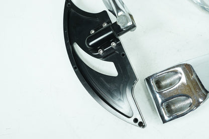 1999 - 2006 Harley-Davidson Dyna Street Bob Left & Right Driver Step Foot Rest Pegs 50639-90A