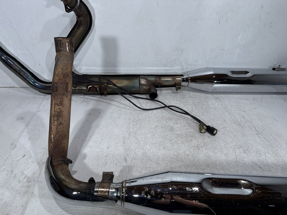 2013 Harley Electra Glide Touring FLHTCU Exhaust Header Pipes Muffler SHARK Road