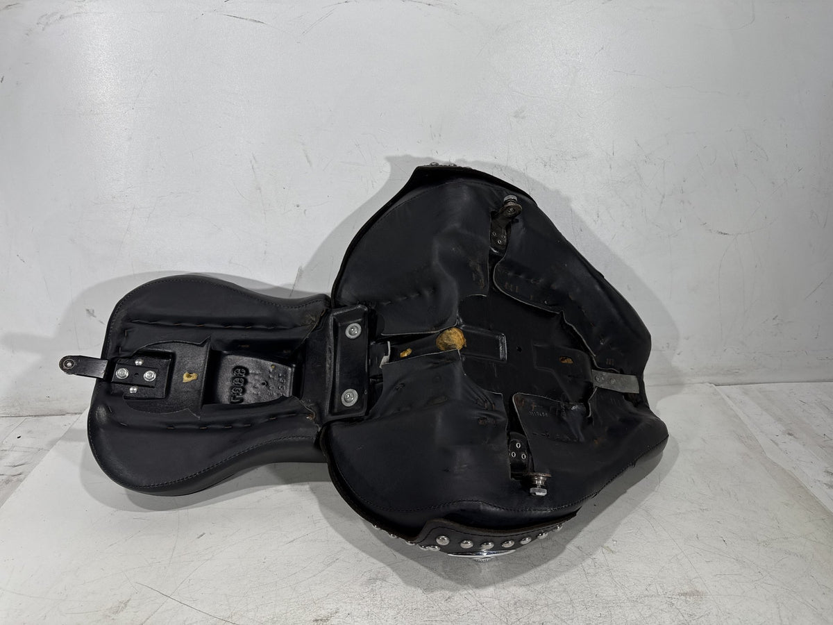 04 Harley Heritage Softail Classic FLSTCI OEM Passenger Rider Driver Seat Saddle