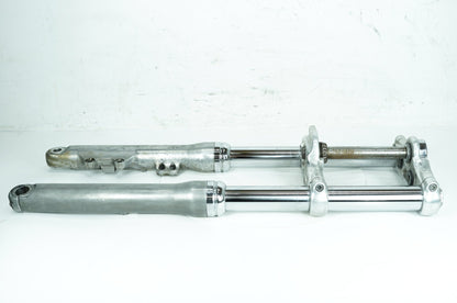 2007 - 2017 Harley-Davidson Dyna Super Glide Custom Front Triple Tree Set & LH RH Fork Legs Sliders 45538-08