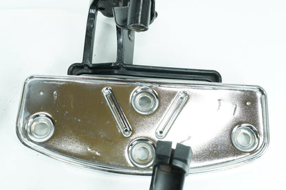 2007 - 2012 Harley-Davidson Softail Heritage Classic Left Right Driver & Pass Floorboard Foot Rest  	42431-00B