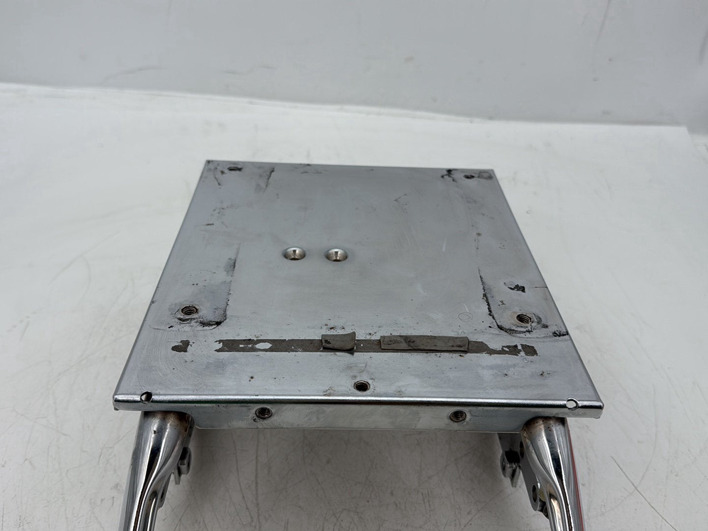 1995 Harley Touring FLHTCI Electra Glide Classic OEM Rear License Plate Support Bar Holder