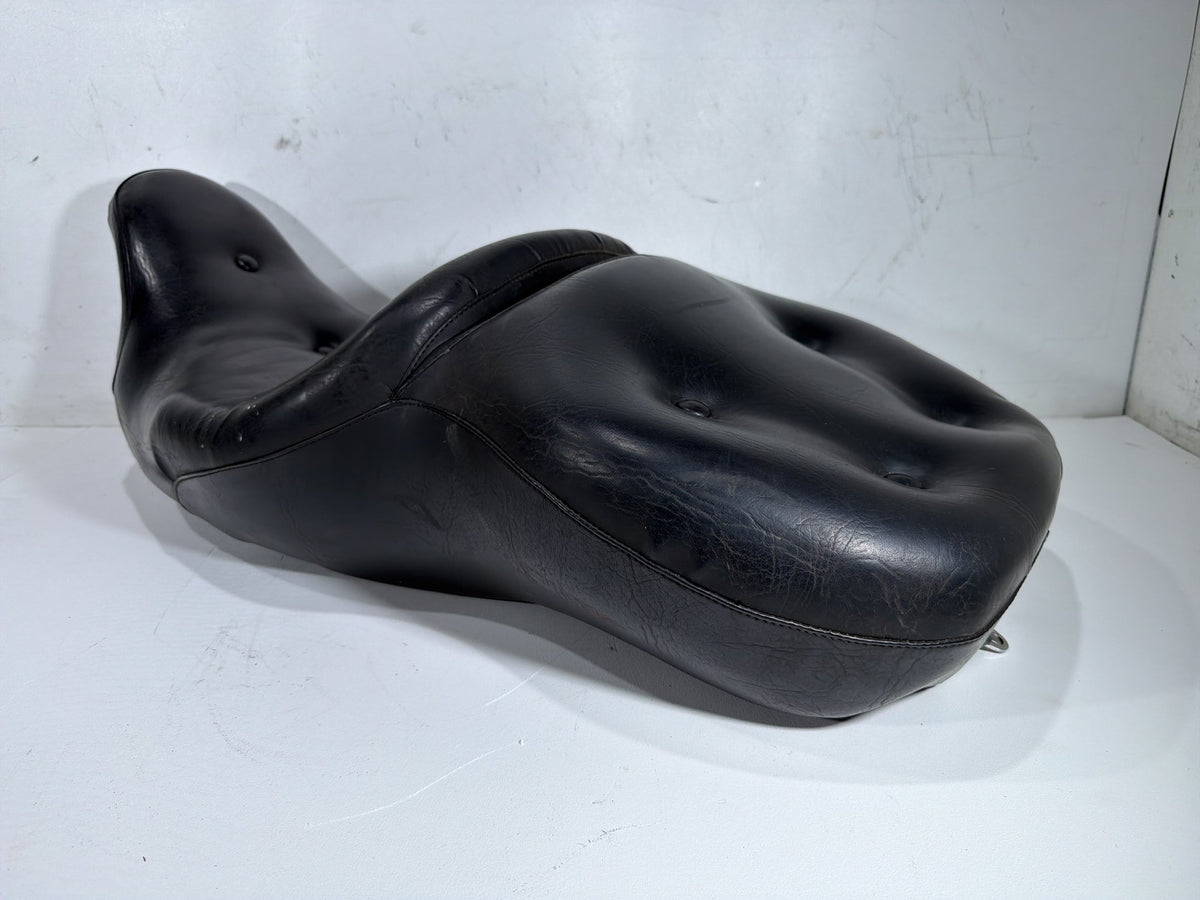 2004 Harley Electra Glide Touring Ultra OEM Passenger Rider Driver Seat Saddle