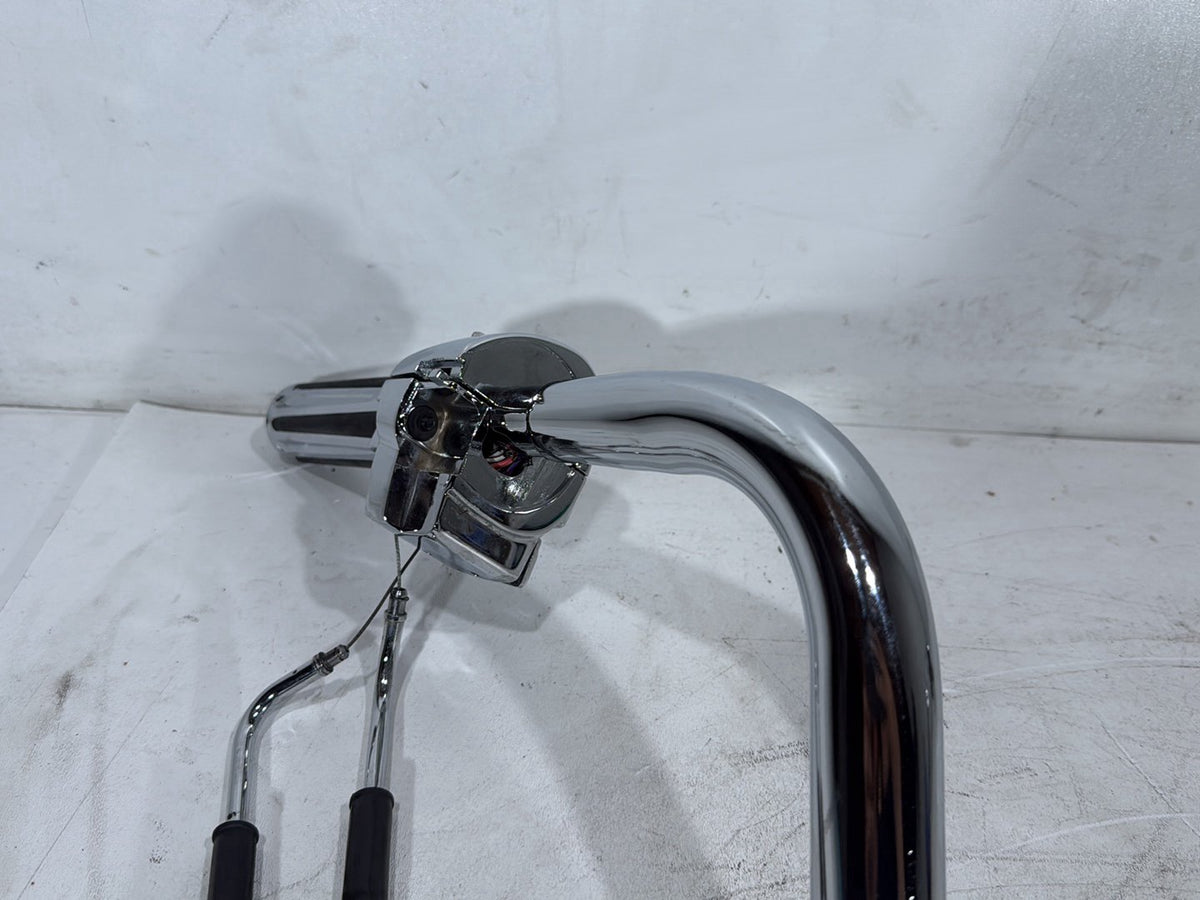 07 Harley Street Glide Touring FLHX OEM Handlebars Left Right Switches Controls