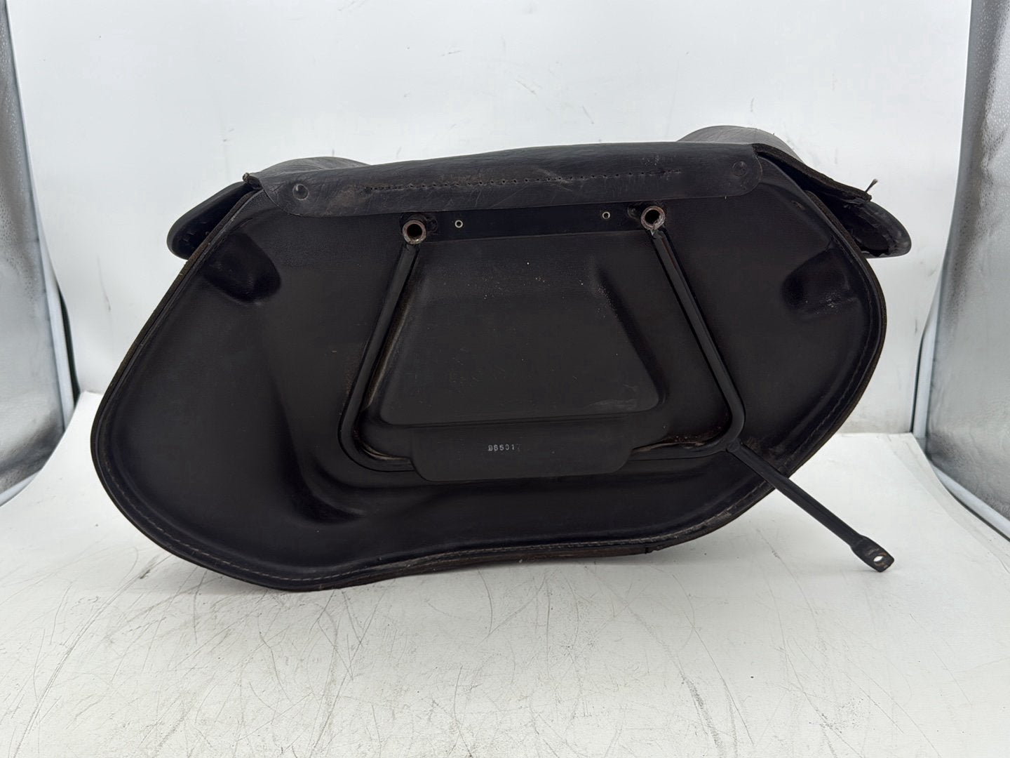 2006 Harley Softail FLSTCI Heritage Classic OEM Rear Left 1 Saddlebag Luggage Leather
