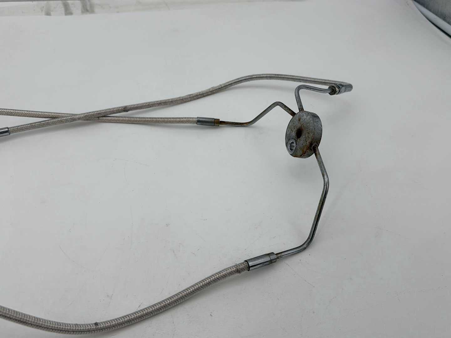2013 Harley Street Glide Touring FLHX OEM Front Brake Hose Line Pipe NON-abs