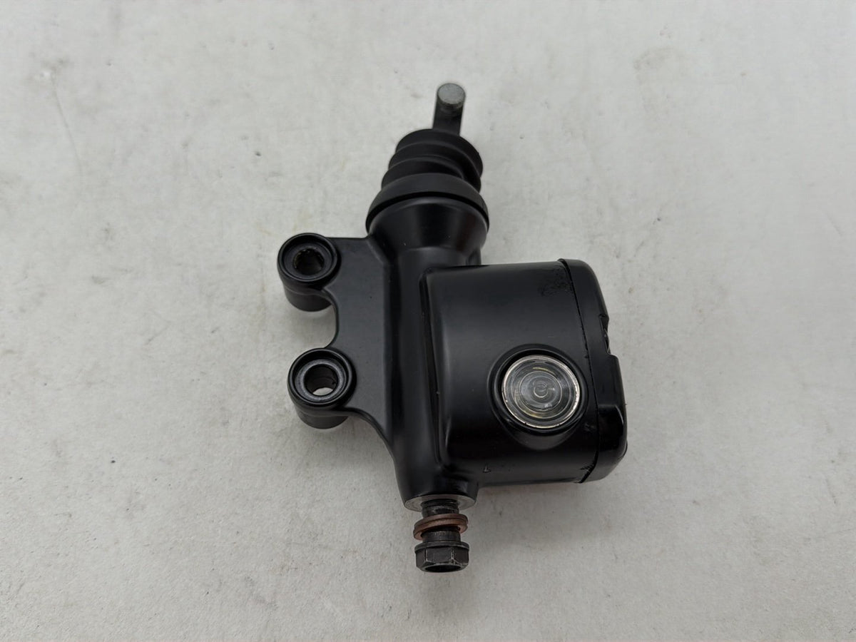 2010 Harley Street Glide Touring FLHX OEM Rear Brake Master Cylinder Reservoir