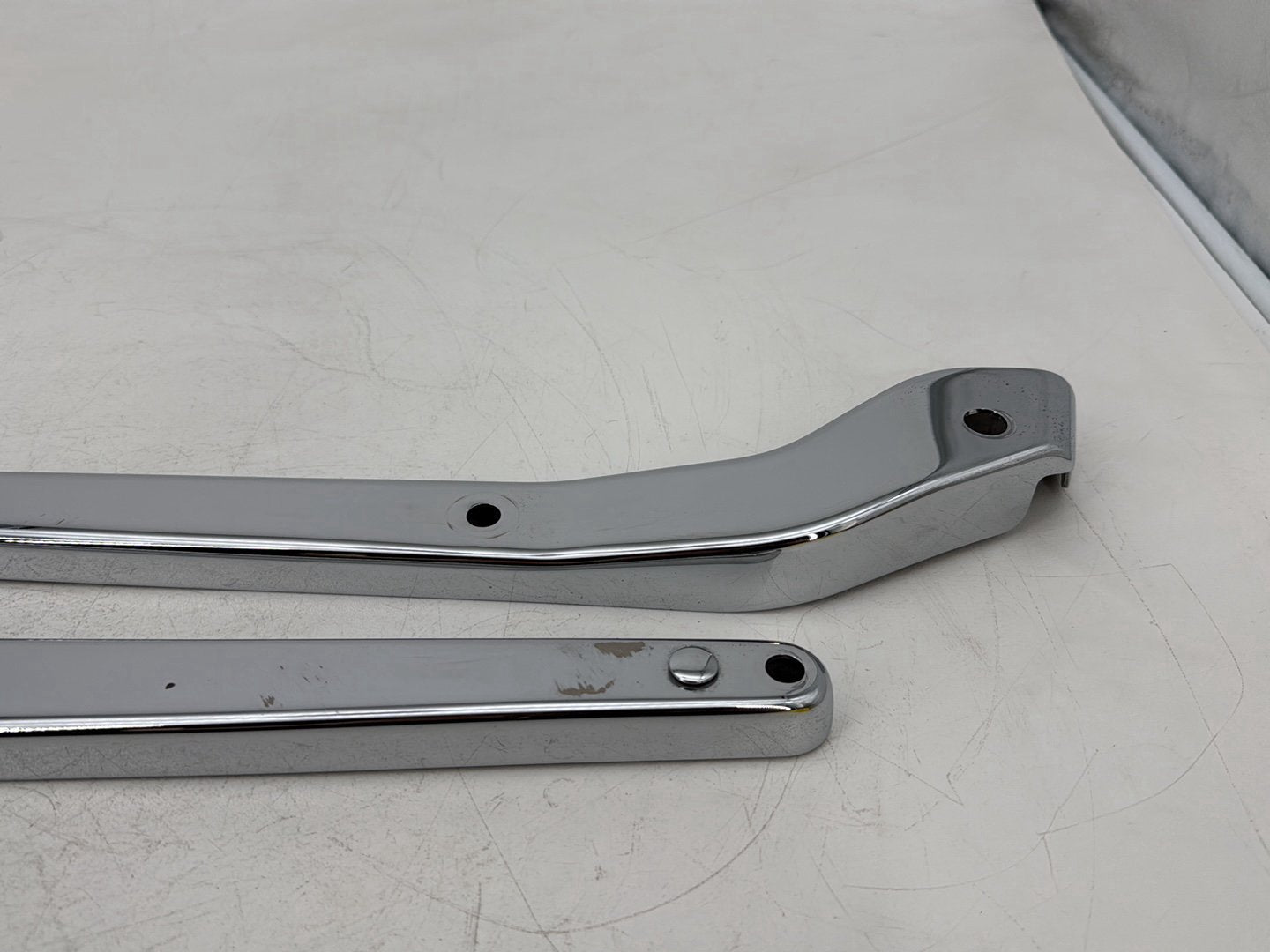 1999 - 2006 Harley-Davidson Dyna Super Glide Rear Left Right Fender Struts Bracket  	59138-96