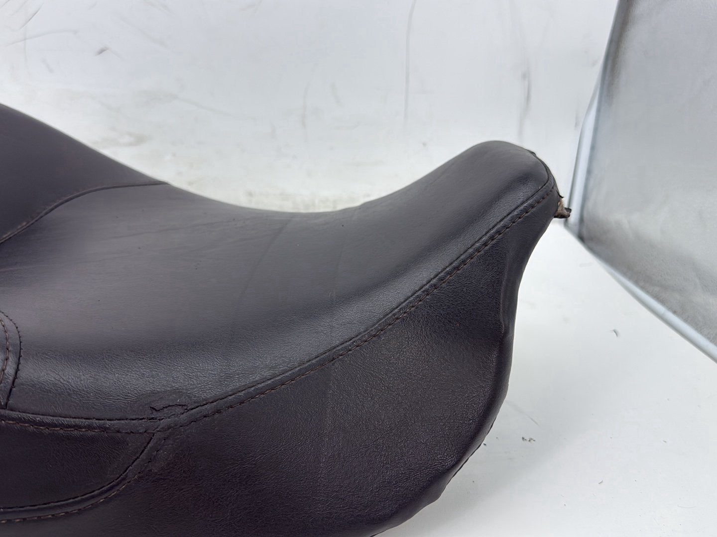 2006 Harley Road King Touring FLHRCI Classic OEM Rider Driver Solo Seat Pillion