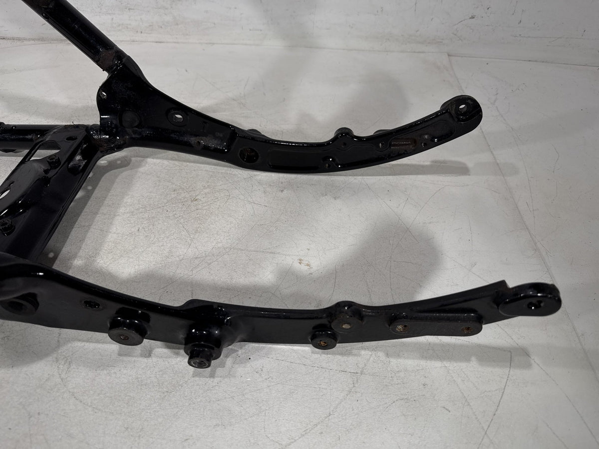 13 Harley Street Glide Touring FLHX OEM Rear Back Sub Frame Rail Bar 48079-09BHP