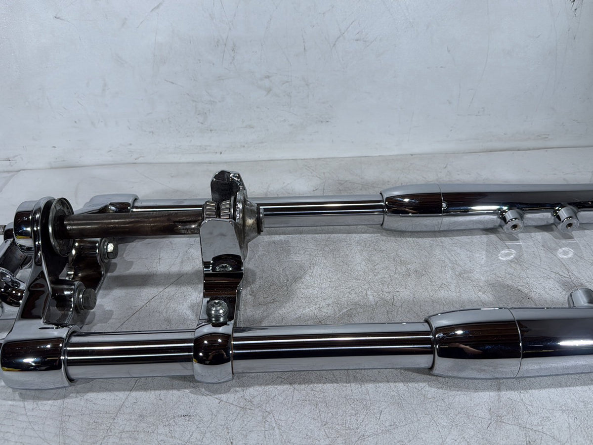 2003 Harley Softail Deuce FXSTD Front Triple Tree Set & LH RH Fork Legs Sliders