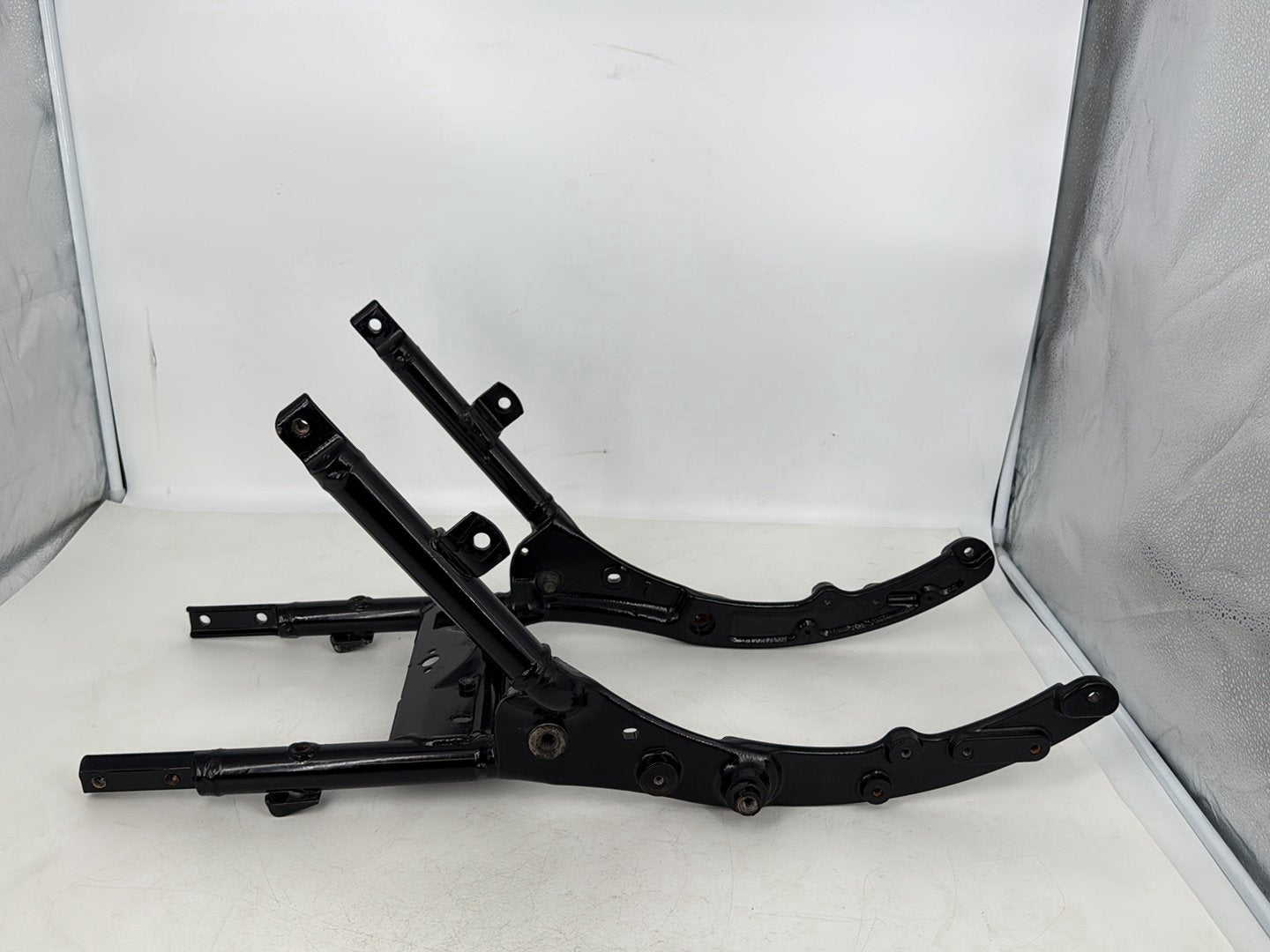 2008 - 2016 Harley-Davidson Touring Street Glide Rear Sub Frame Subframe Tail Rail 48079-09BHP