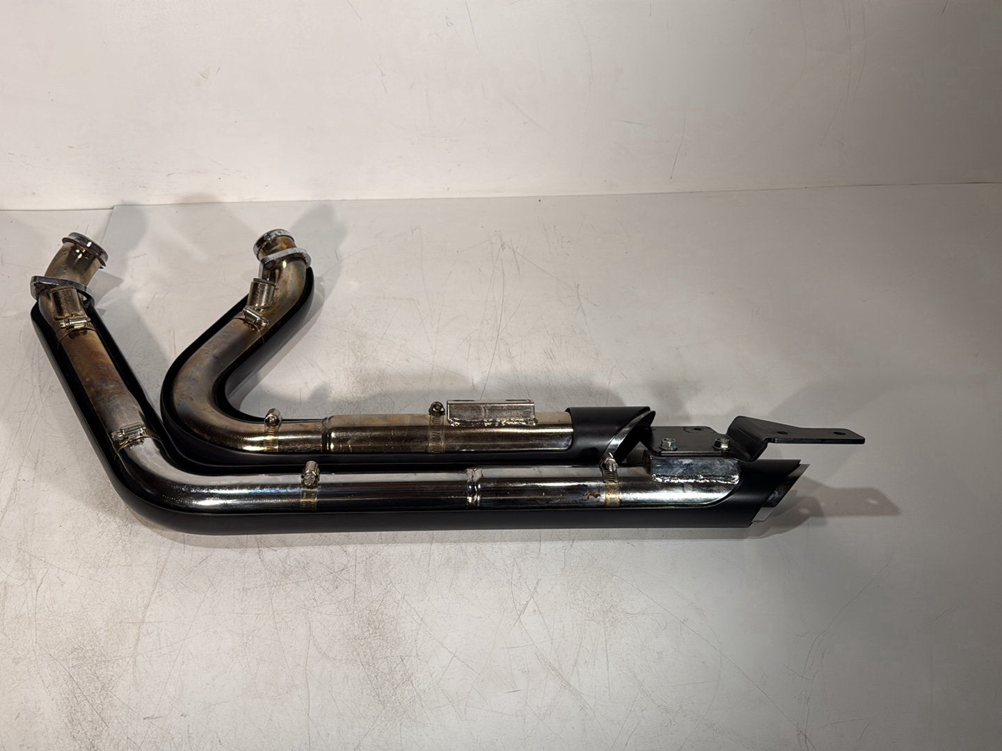 1986 - 1998 Harley-Davidson Softail Heritage Classic Exhaust Header Pipes Vance & Hines 65603-95