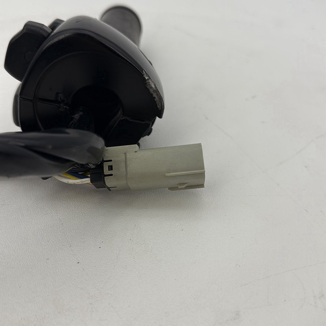 2007 - 2012 Harley-Davidson Dyna Super Glide Left Turn Signal Headlight Switches Controls 71682-06
