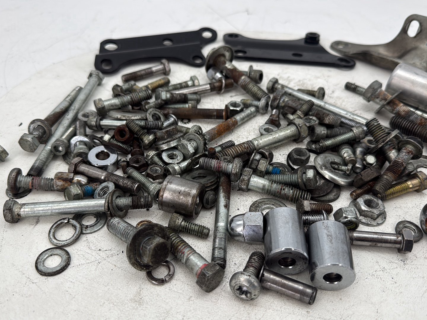 2001 Harley Sportster 883 Hugger XLH883 OEM Hardware Bolts Nuts & Brackets