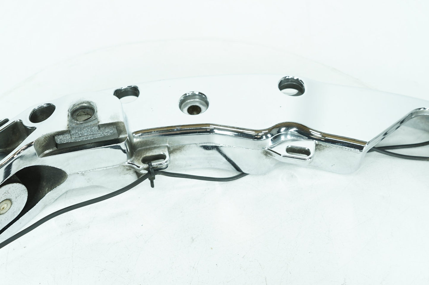 2008 - 2016 Harley-Davidson Touring Electra Glide Ultra Left Right Saddlebag Fender Struts Brackets 90200503