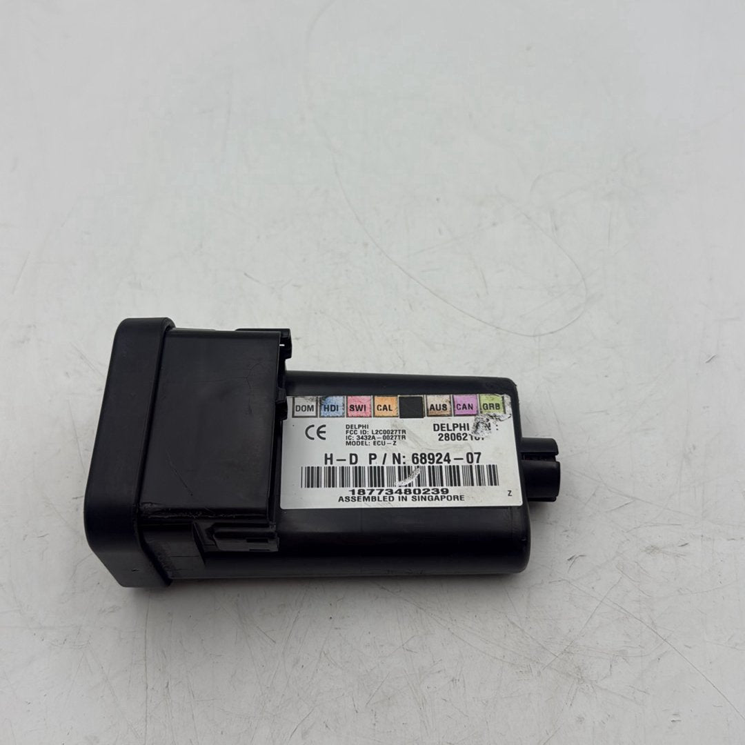2007 - 2012 Harley-Davidson Touring Electra Glide Classic Turn Signal Security Module TSSM 68924-07