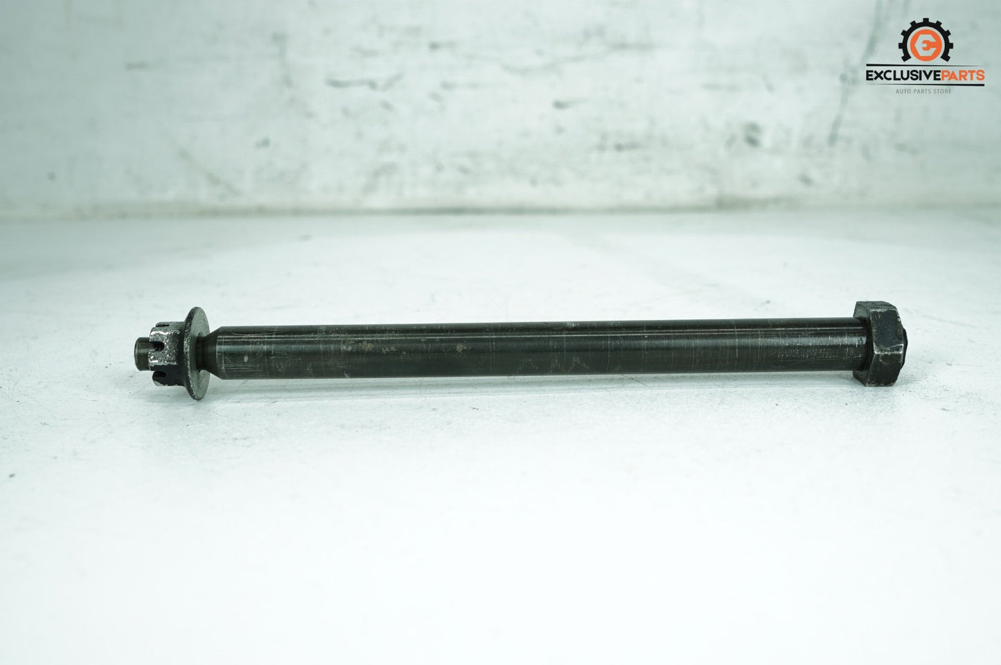 1986 - 1999 Harley-Davidson Dyna Convertible Rear Fork Swingarm Pivot Bolt Shaft 47817-90