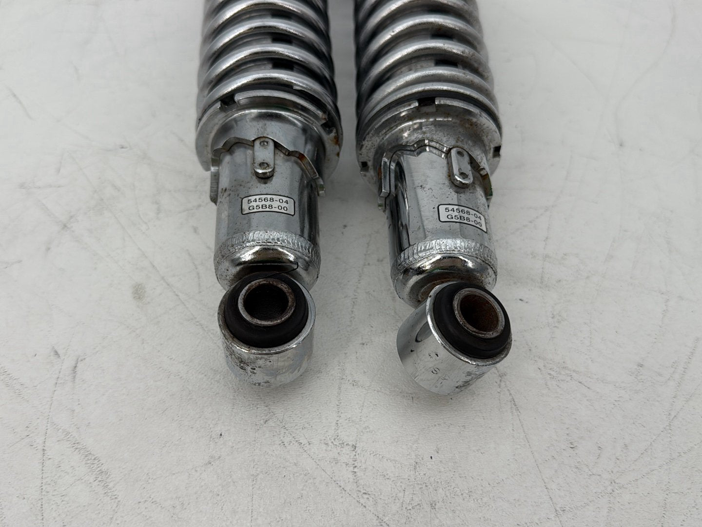 2004 - 2013 Harley-Davidson Sportster 1200 Custom Rear Left Right Shock Absorbers 54568-04