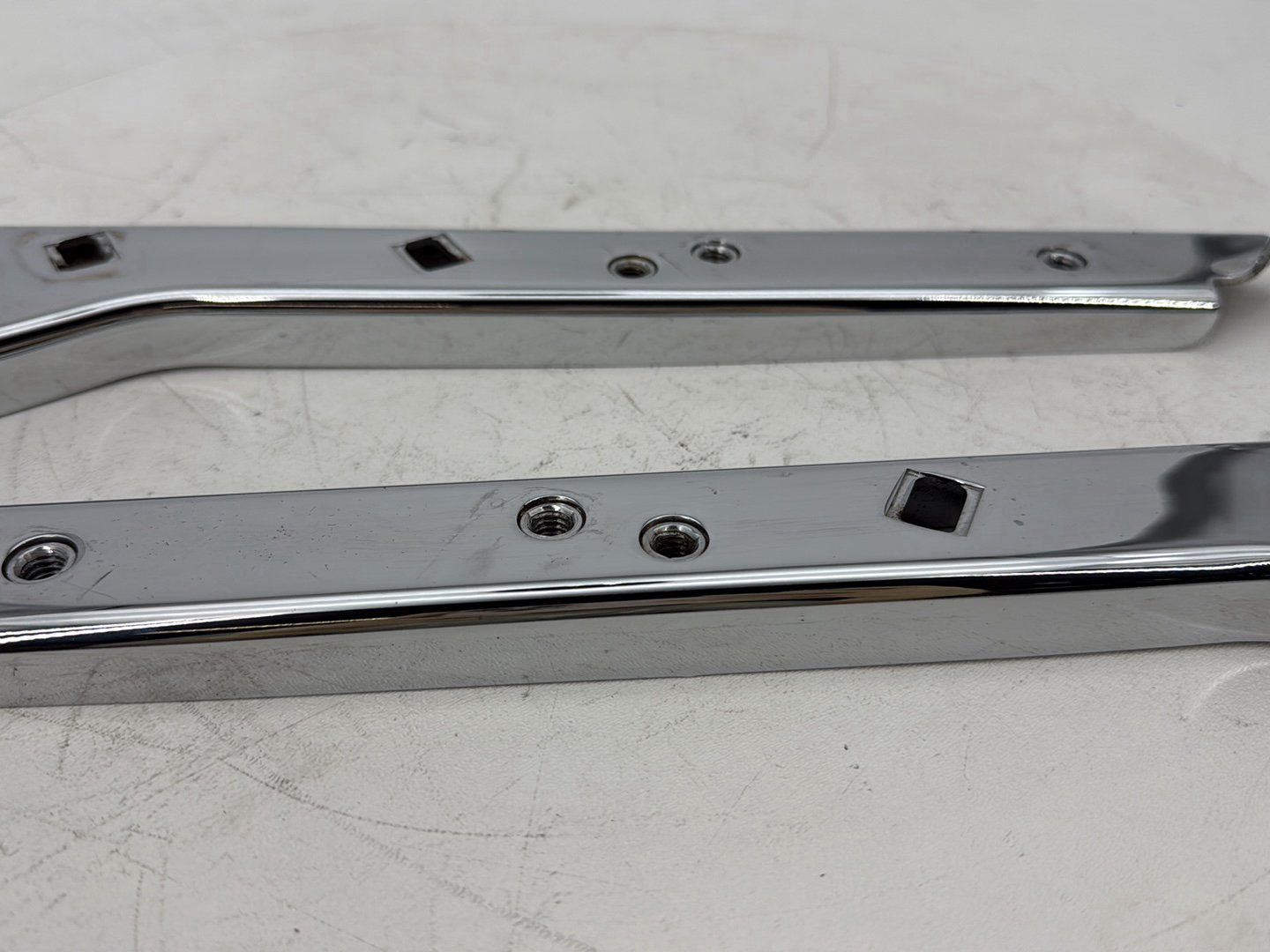 2007 - 2012 Harley-Davidson Touring Electra Glide Ultra Left Right Saddlebag Fender Struts Brackets