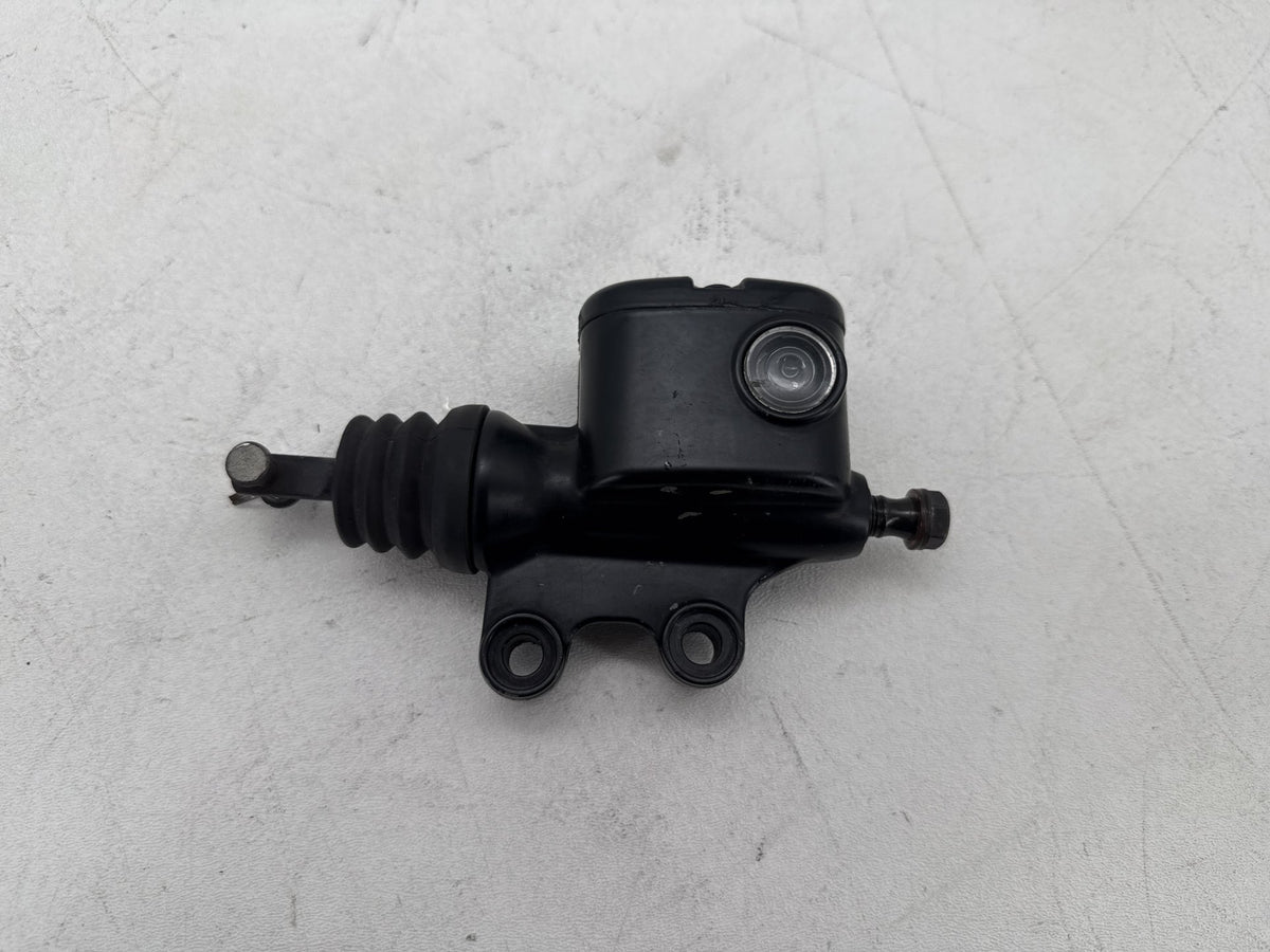 2009 Harley Electra Glide Touring Ultra OEM Rear Brake Master Cylinder Reservoir