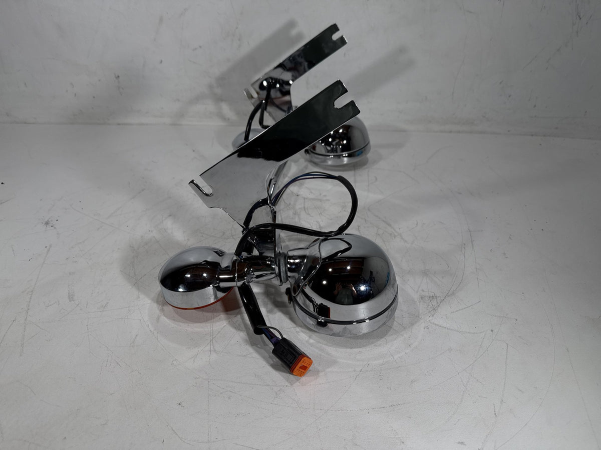 96 Harley Electra Glide Touring Ultra Front Turn Signal Indicators Aux Light Bar