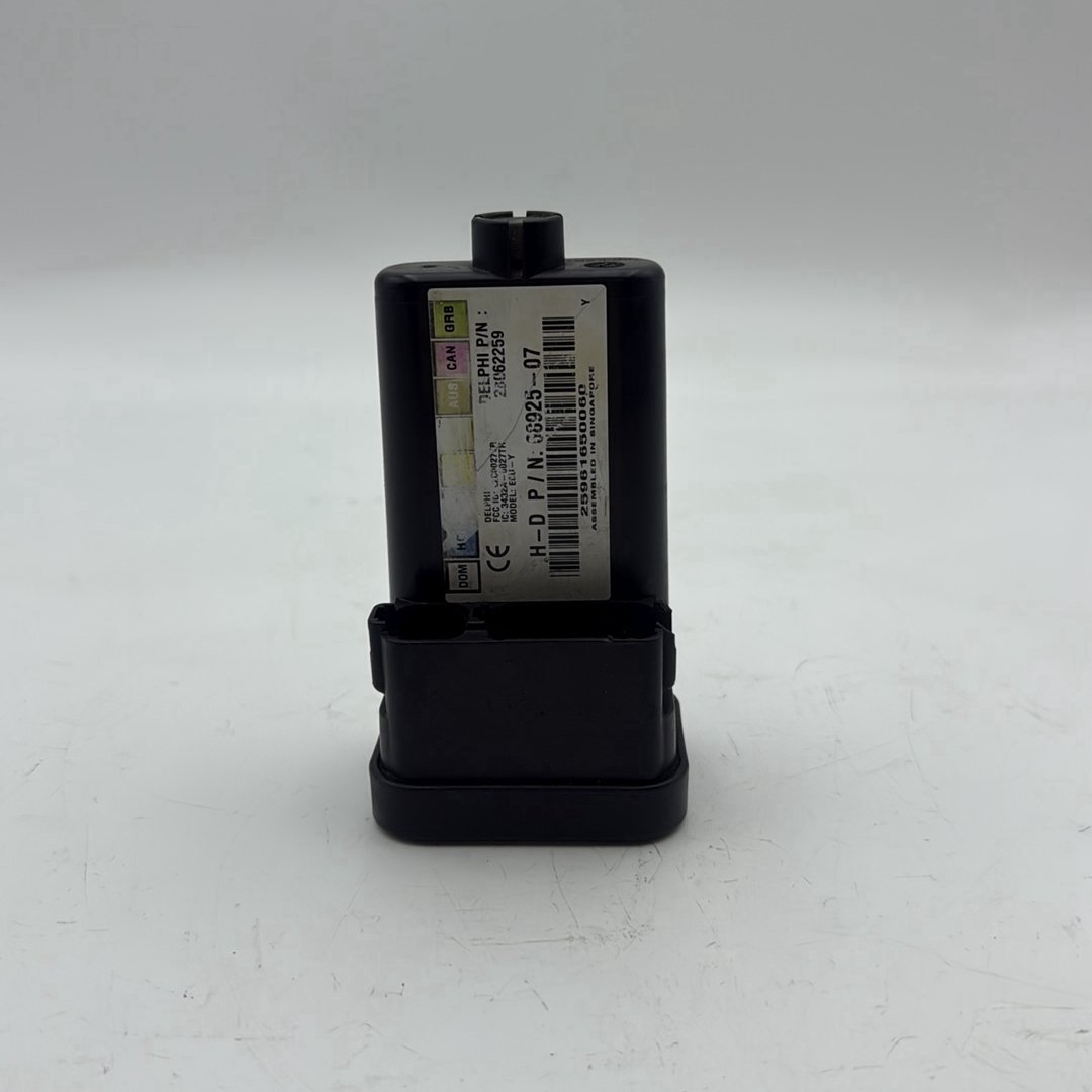 2007 - 2012 Harley-Davidson Dyna Street Bob Turn Signal Security Module TSSM 68925-07