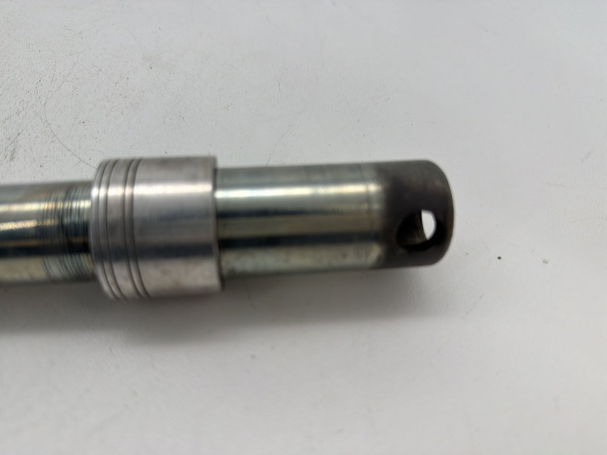 2011 Harley Electra Glide Touring Ultra OEM Front Wheel Axle Bolt Shaft