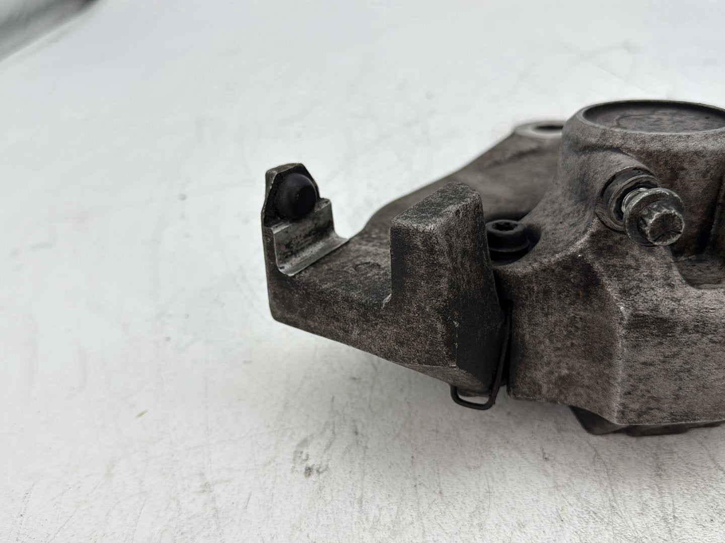 1996 Harley Electra Glide Touring FLHT OEM Rear Back Brake Caliper w/ Bracket