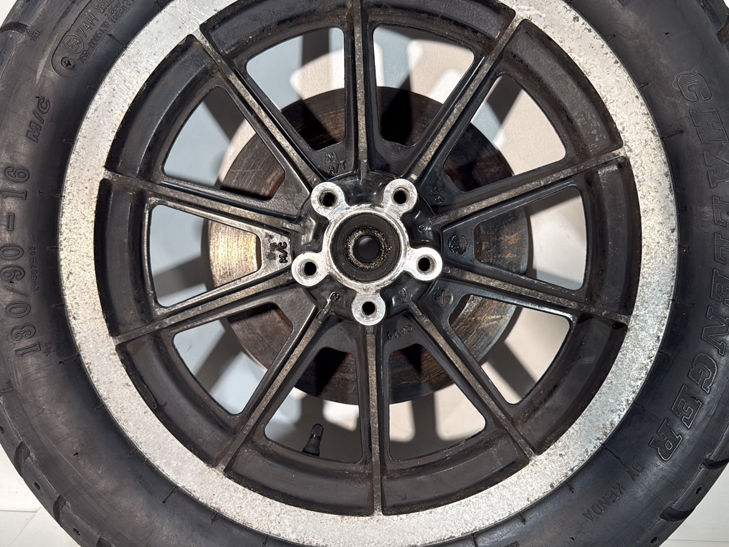 1984 - 1998 Harley-Davidson Touring Electra Glide Classic Rear Wheel Rim Tire 130/90-16 74H, 16", Kenda
