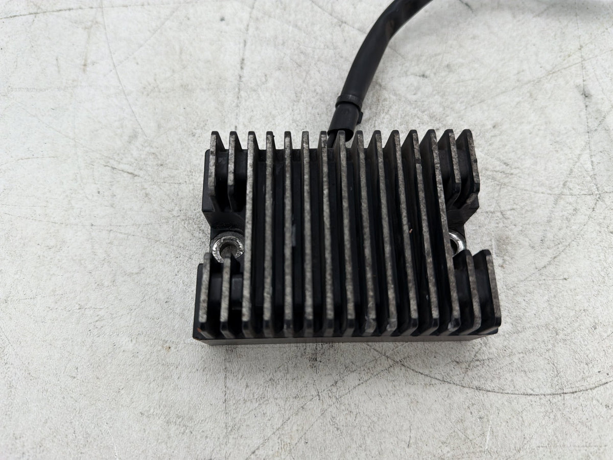 2000 Harley Sportster 1200 Custom XL1200C OEM Voltage Regulator Rectifier