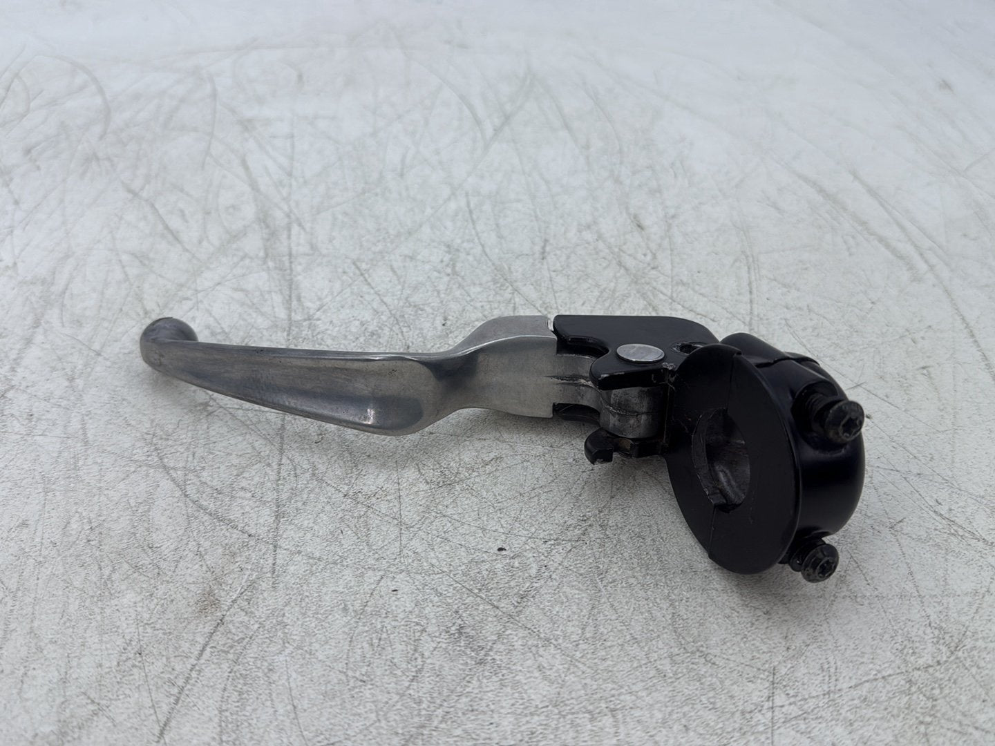 2004 Harley Road King Touring Custom FLHRSI OEM Front Left Hand Clutch Control Lever