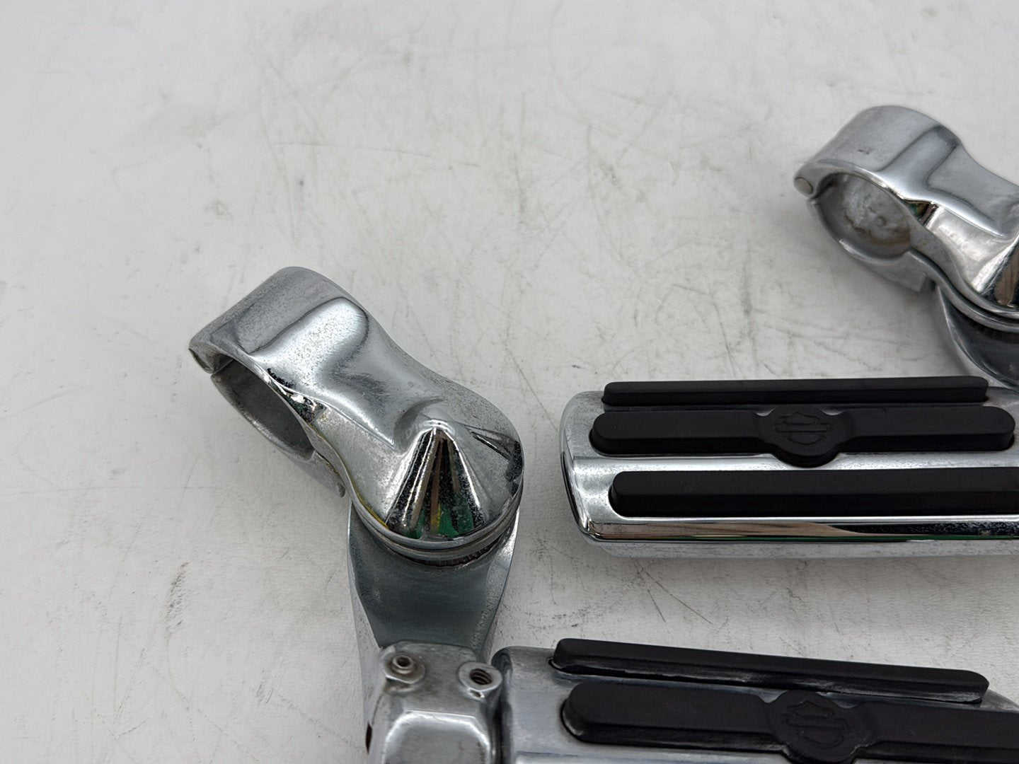 2008 Harley Touring FLHTCU Electra Glide Ultra OEM Front Right Left Highway Foot Pegs