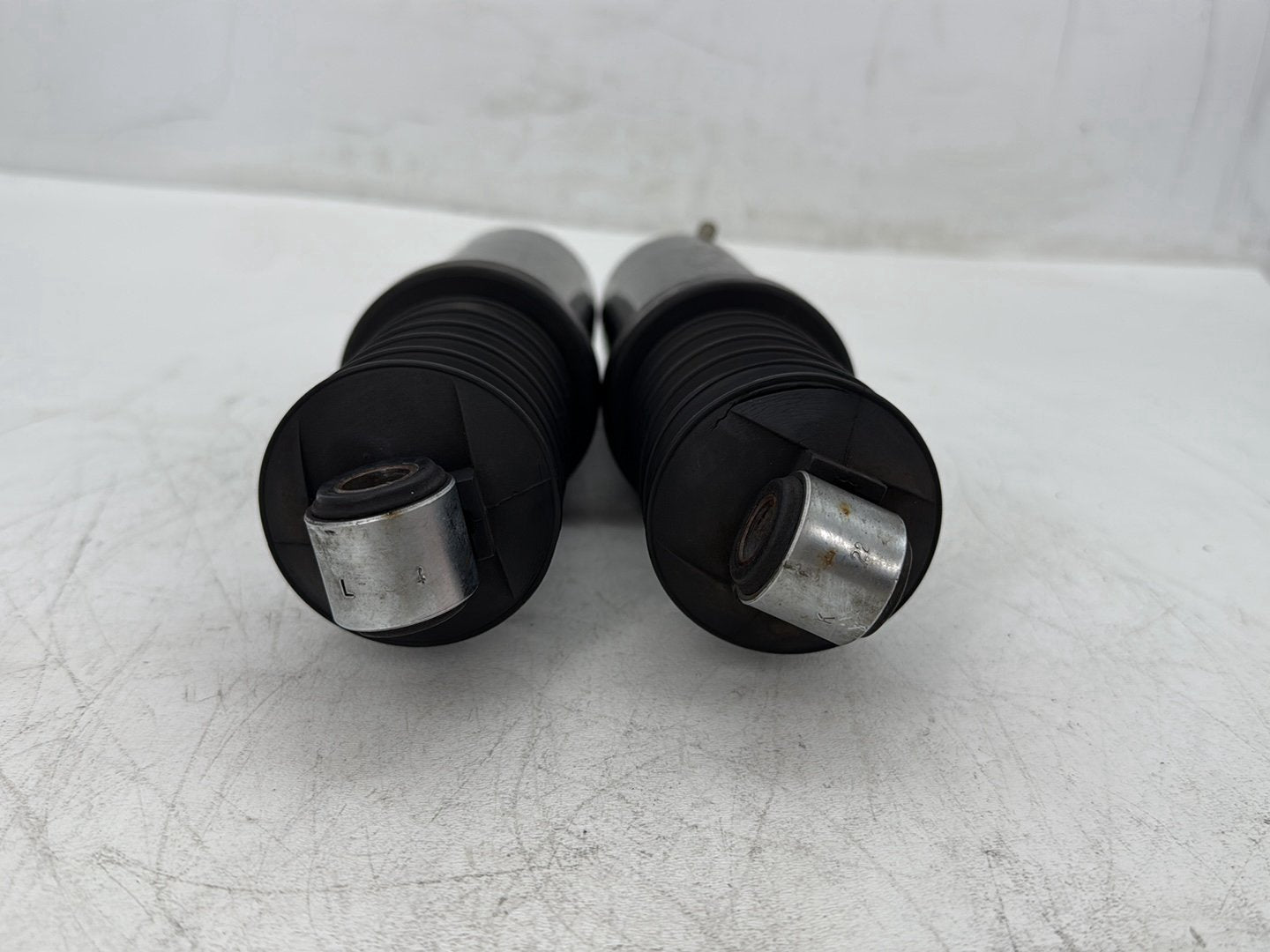 2009 Harley Sportster 883 Low XL883L OEM Rear Left Right Shock Absorbers