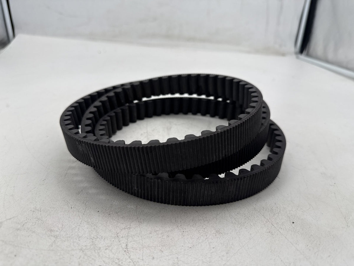 2014 Harley Softail Slim FLS OEM Rear Drive Belt 40000001 133T 24 mm