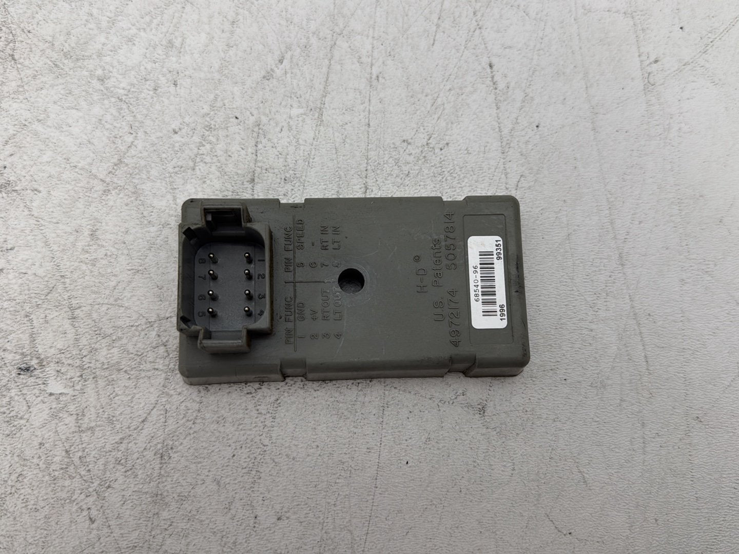 2000 Harley Dyna FXDWG Wide Glide OEM Turn Signal Computer Module TSM