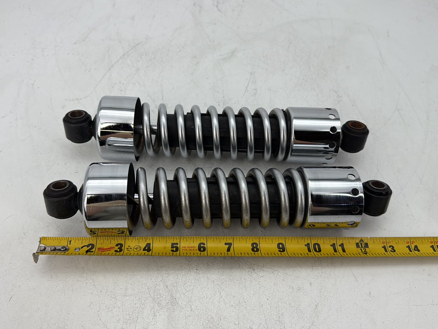 2006 Harley Dyna FXDWGI Wide Glide OEM Rear Left Right Shock Absorbers
