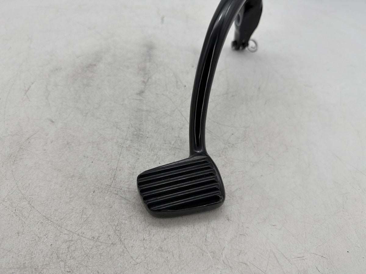 2017 Harley Dyna Street Bob FXDB OEM Foot Brake Control Lever Pedal