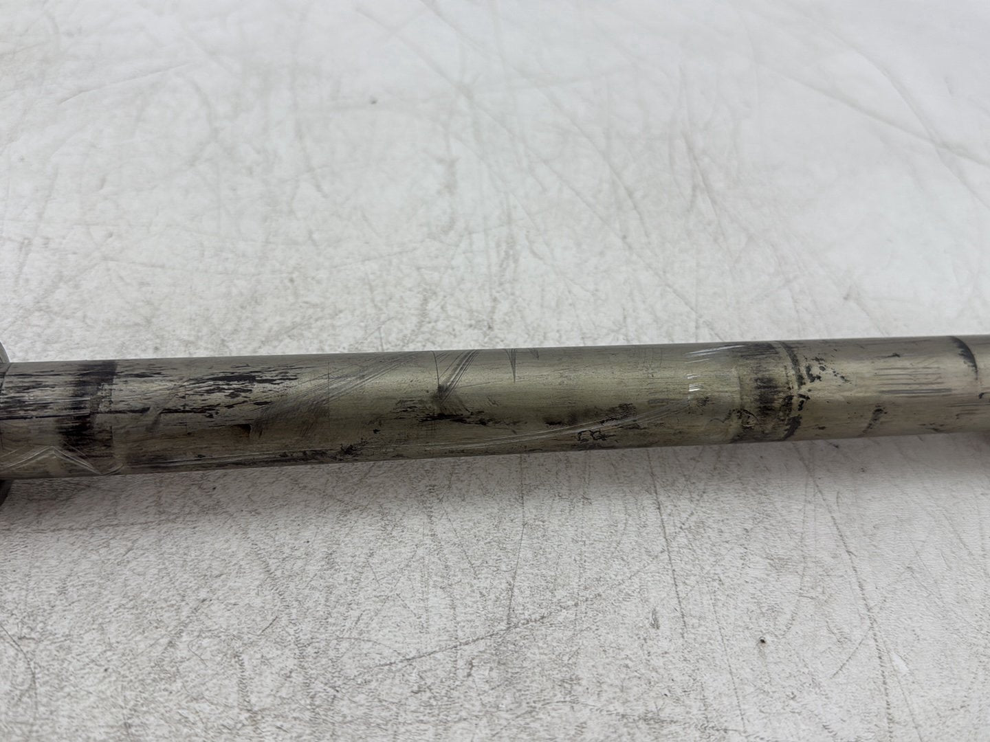 2010 Harley Dyna Fat Bob FXDF OEM Rear Wheel Axle Bolt Shaft