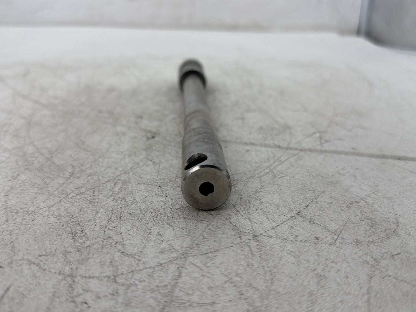 1995 Harley Road King Touring FLHR OEM Front Wheel Axle Bolt Shaft